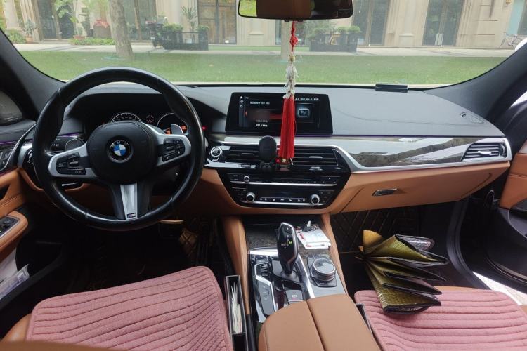 Used BMW 6 Series GT 2018 630i M Sport Package Center Console