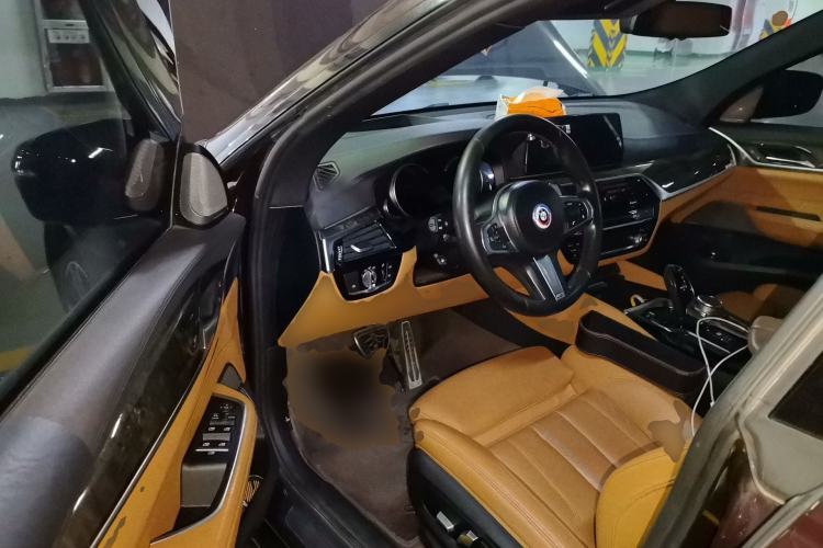 Used BMW 6 Series GT 2018 630i M Sport Package Driver Seat