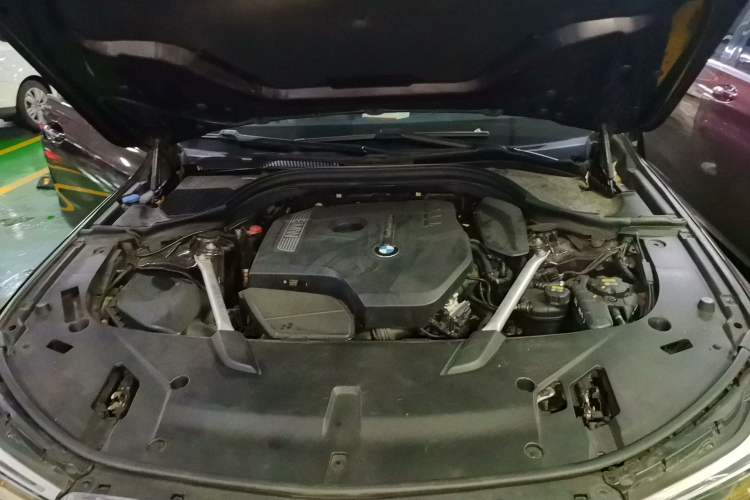 Used BMW 6 Series GT 2018 630i M Sport Package Engine Bay