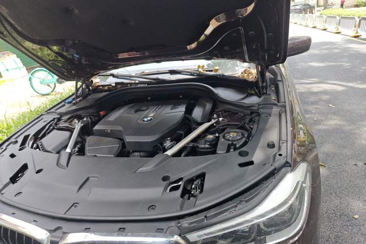 Used BMW 6 Series GT 2018 630i M Sport Package Engine Bay Left