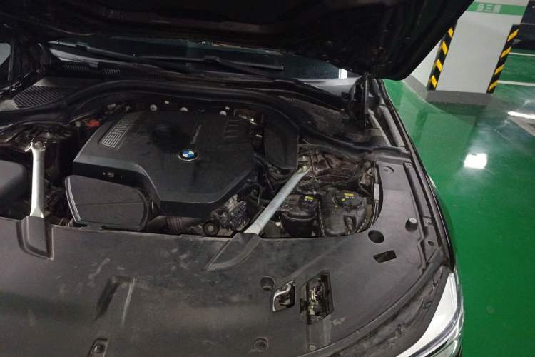 Used BMW 6 Series GT 2018 630i Luxury Design Package Engine Bay Left