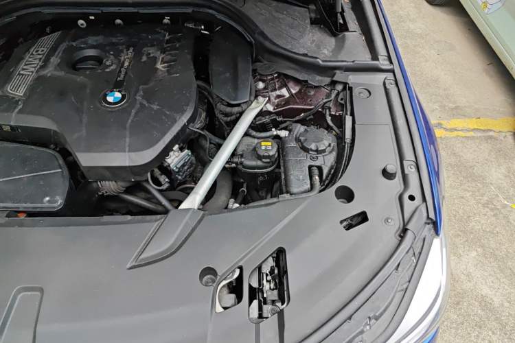 Used BMW 6 Series GT 2018 630i M Sport Package Engine Bay Left