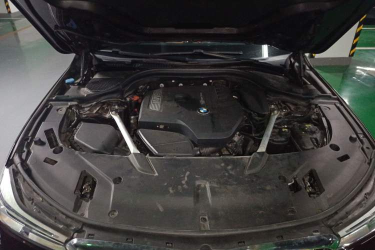 Used BMW 6 Series GT 2018 630i Luxury Design Package Engine Bay