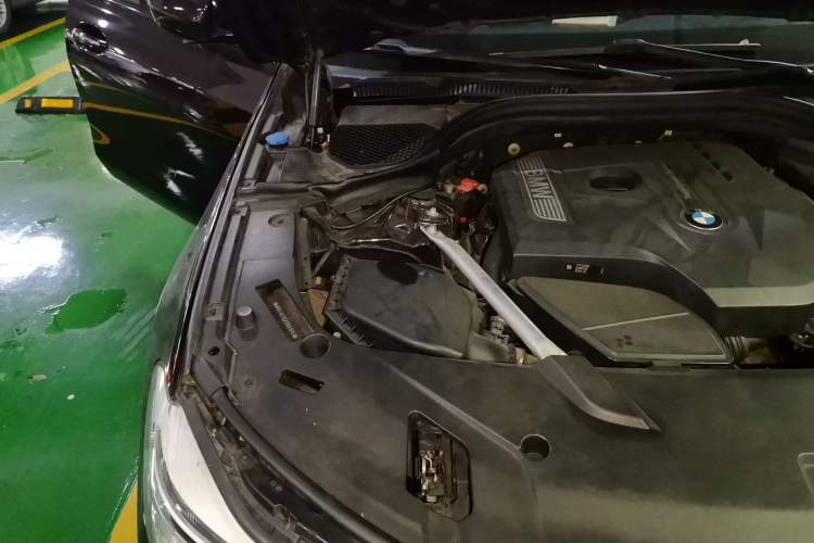 Used BMW 6 Series GT 2018 630i M Sport Package Engine Bay Right