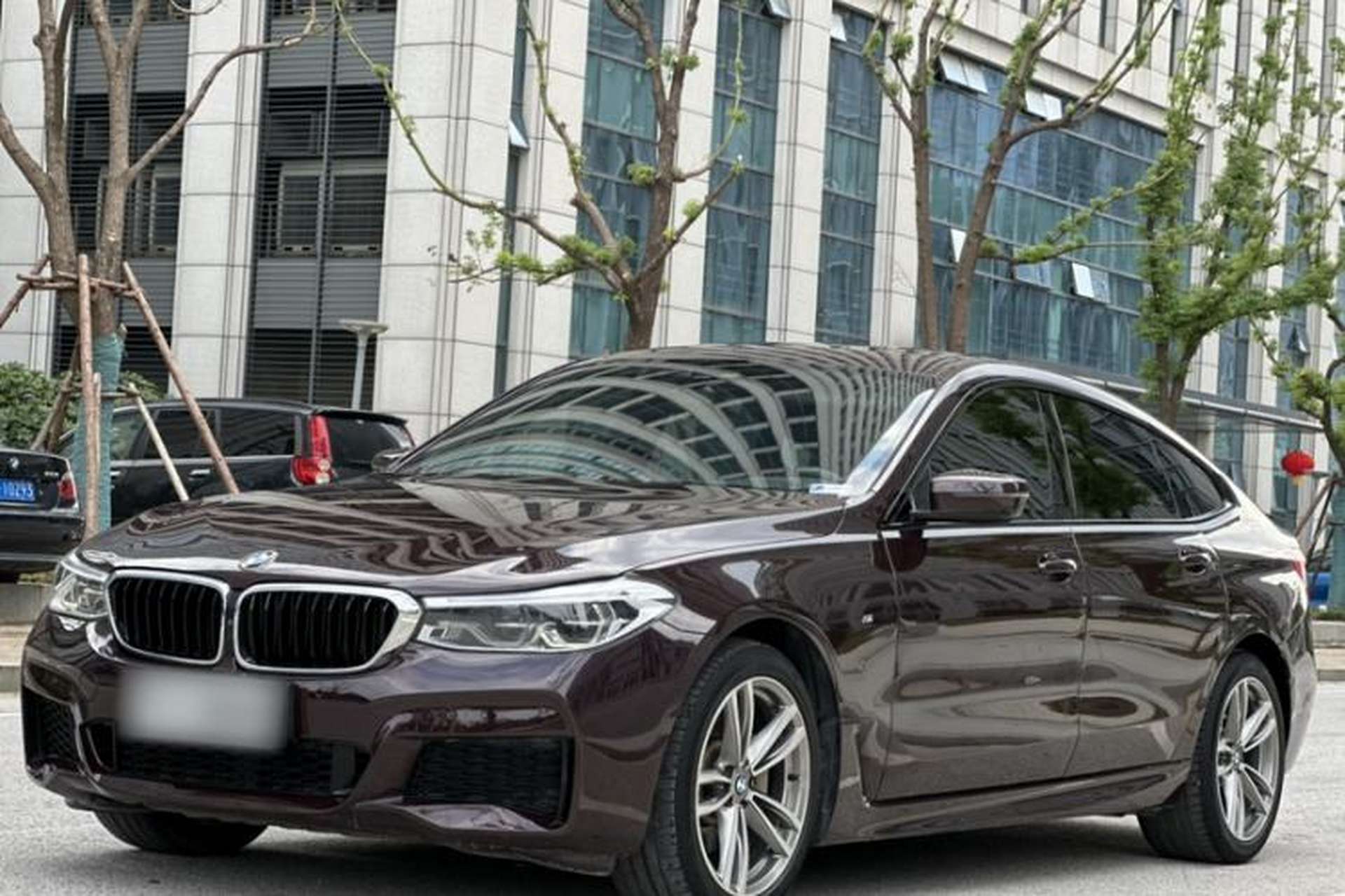 Used BMW 6 Series GT 2018 630i M Sport Package Front Left 45 Deg