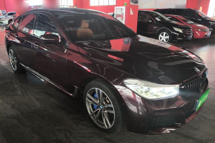 Used BMW 6 Series GT 2018 630i M Sport Package Front Right 45 Deg
