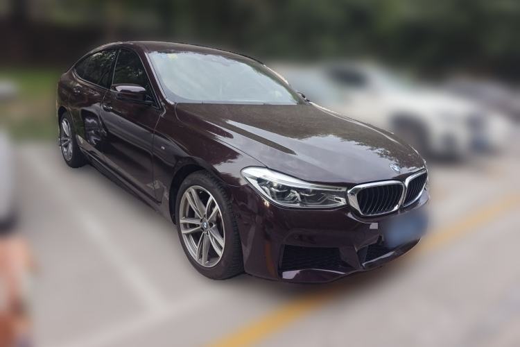Used BMW 6 Series GT 2018 630i M Sport Package Front Right 45 Deg