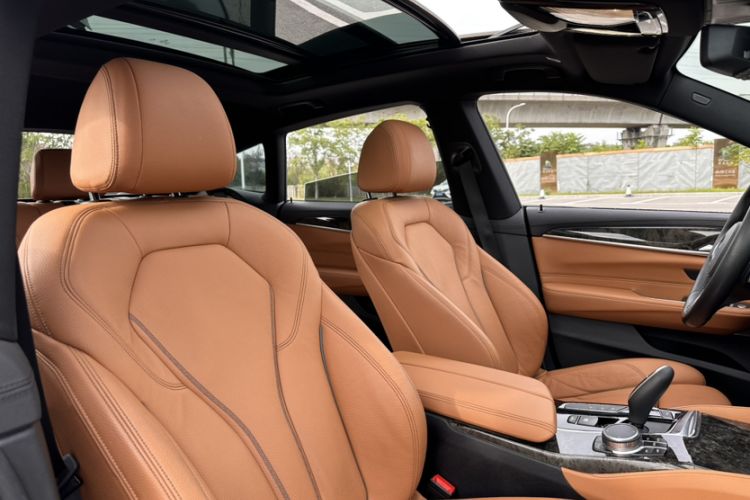 Used BMW 6 Series GT 2018 630i M Sport Package Headliner