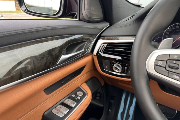 Used BMW 6 Series GT 2018 630i M Sport Package Interior 12