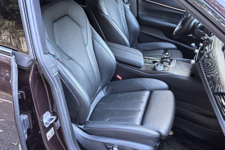Used BMW 6 Series GT 2018 630i M Sport Package Interior 8