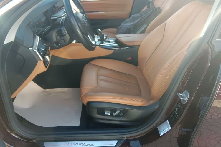 Used BMW 6 Series GT 2018 630i Luxury Design Package Left Front Seat