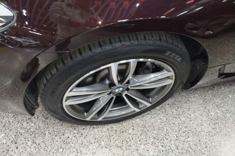 Used BMW 6 Series GT 2018 630i M Sport Package Left Front Wheel Hub