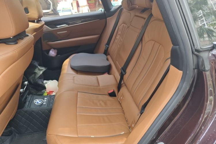 Used BMW 6 Series GT 2018 630i M Sport Package Left Rear Seat