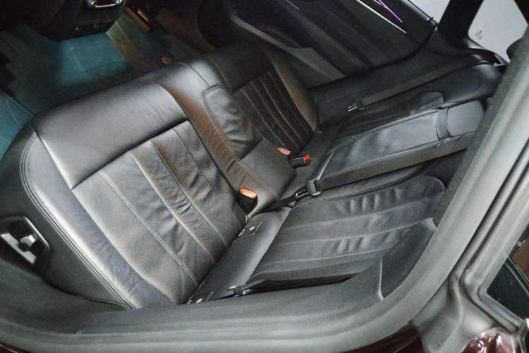 Used BMW 6 Series GT 2018 630i M Sport Package Left Rear Seat