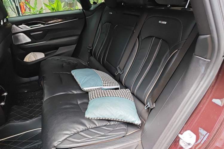 Used BMW 6 Series GT 2018 630i M Sport Package Left Rear Seat