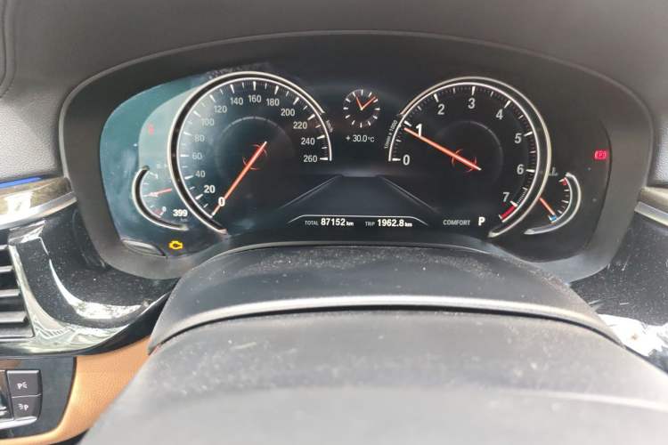 Used BMW 6 Series GT 2018 630i M Sport Package Odometer Close Up