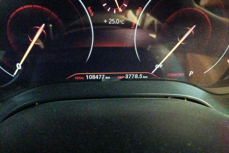 Used BMW 6 Series GT 2018 630i M Sport Package Odometer Close Up