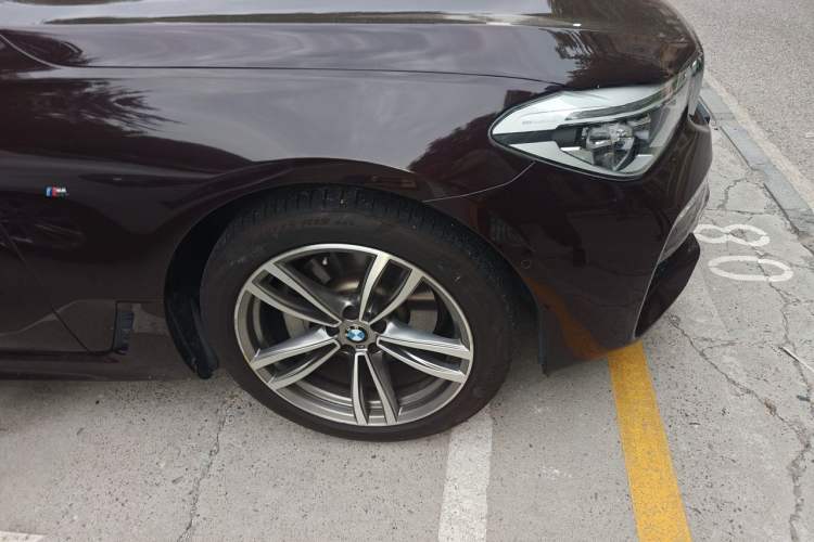 Used BMW 6 Series GT 2018 630i M Sport Package Right Front Wheel Hub
