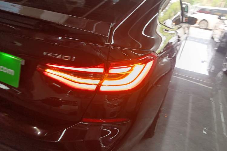 Used BMW 6 Series GT 2018 630i M Sport Package Right Rear Taillight