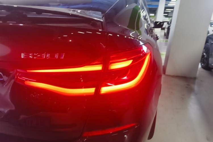 Used BMW 6 Series GT 2018 630i Luxury Design Package Right Rear Taillight