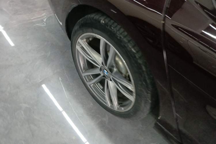 Used BMW 6 Series GT 2018 630i M Sport Package Right Rear Wheel Hub