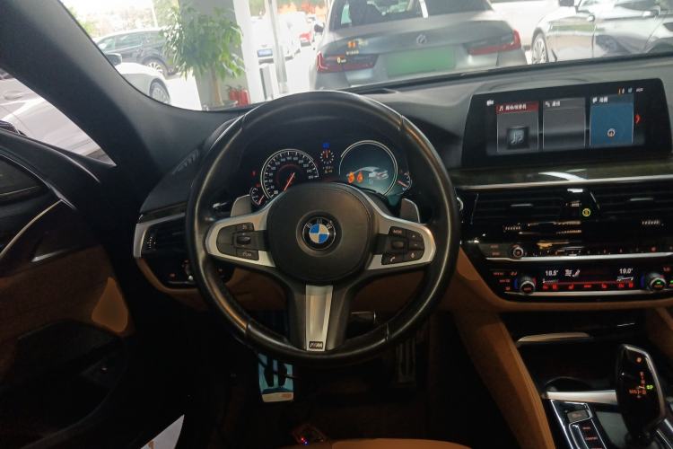 Used BMW 6 Series GT 2018 630i M Sport Package Steering Wheel