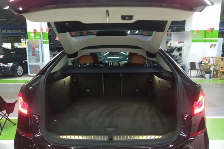 Used BMW 6 Series GT 2018 630i Luxury Design Package Trunk