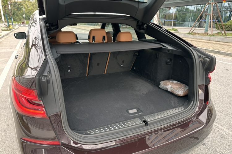 Used BMW 6 Series GT 2018 630i M Sport Package Trunk