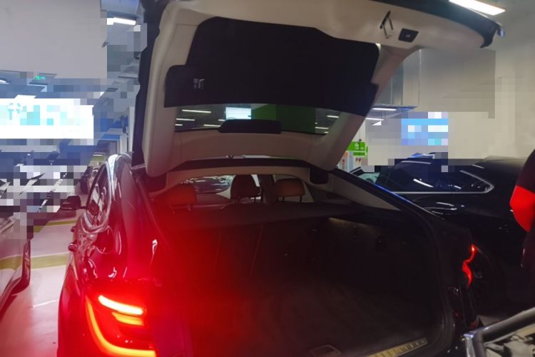 Used BMW 6 Series GT 2018 630i Luxury Design Package Trunk
