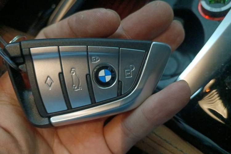Used BMW 6 Series GT 2018 630i M Sport Package Vehicle Key