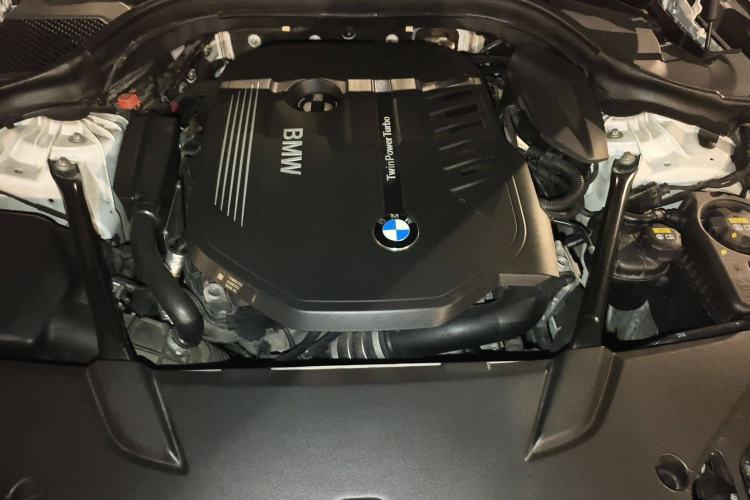 Used BMW 6 Series GT 2018 640i xDrive M Sport Package Engine Bay