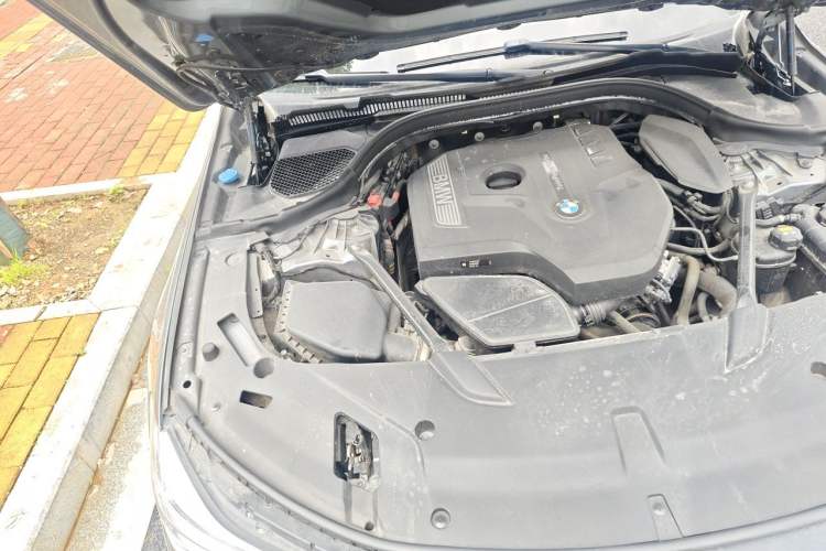 Used BMW 6 Series GT 2018 630i Luxury Design Package Engine Bay Right