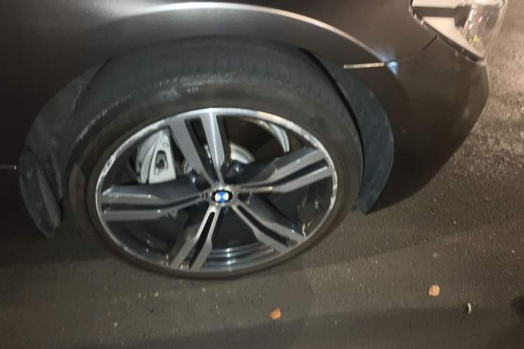 Used BMW 6 Series GT 2018 640i xDrive M Sport Package Exterior 7