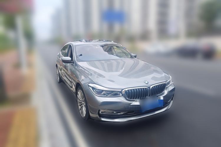 Used BMW 6 Series GT 2018 630i Luxury Design Package Front Right 45 Deg