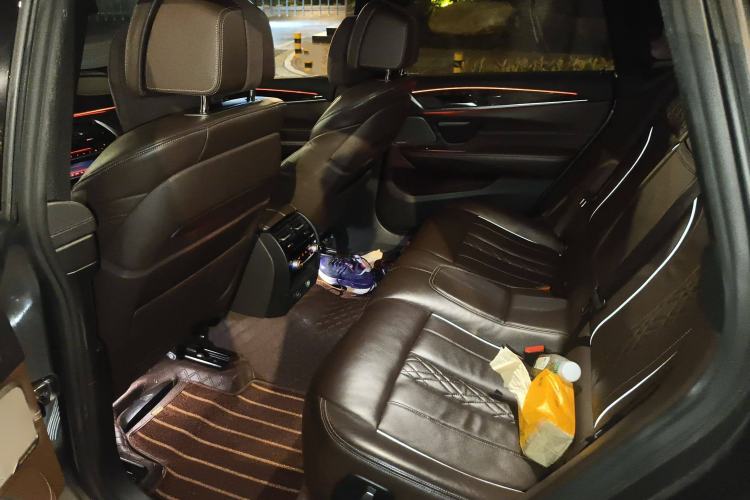 Used BMW 6 Series GT 2018 640i xDrive M Sport Package Interior 4