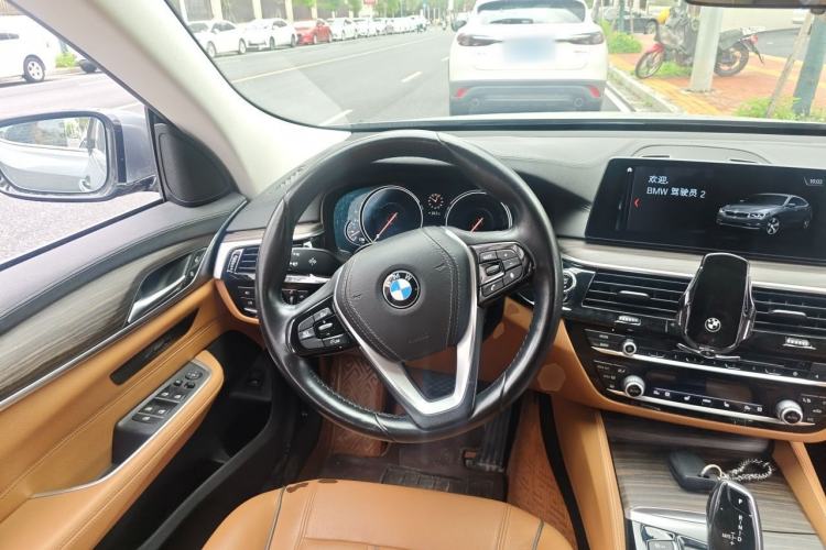 Used BMW 6 Series GT 2018 630i Luxury Design Package Steering Wheel