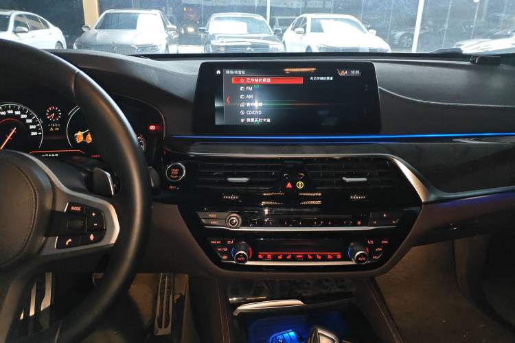Used BMW 6 Series GT 2018 640i xDrive M Sport Package Audio And AC Panel