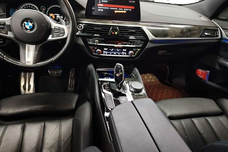 Used BMW 6 Series GT 2018 630i M Sport Package Audio And AC Panel
