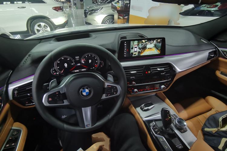 Used BMW 6 Series GT 2018 630i M Sport Package Center Console