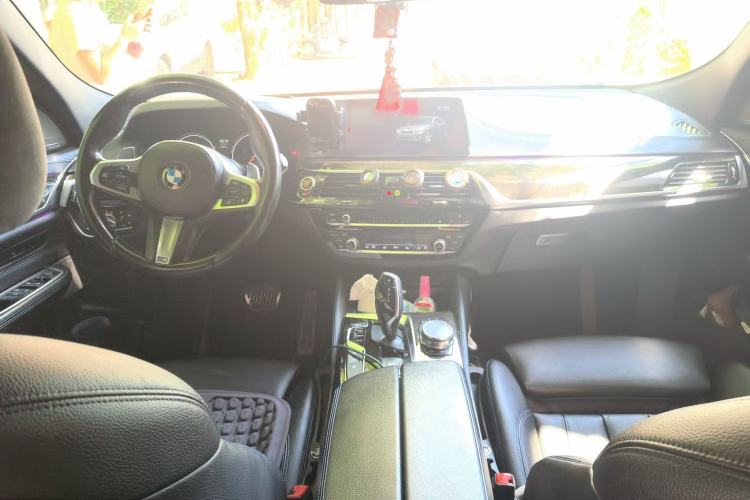 Used BMW 6 Series GT 2018 630i M Sport Package Center Console