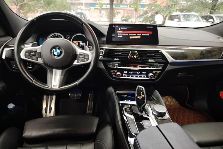Used BMW 6 Series GT 2018 630i M Sport Package Center Console