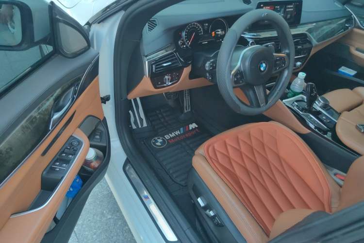 Used BMW 6 Series GT 2018 630i M Sport Package Driver Seat