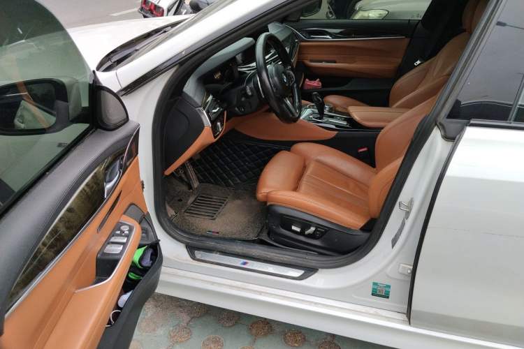 Used BMW 6 Series GT 2018 630i M Sport Package Driver Seat