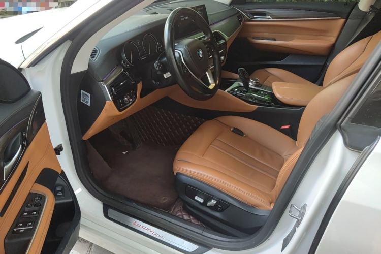 Used BMW 6 Series GT 2018 630i Luxury Design Package Driver Seat