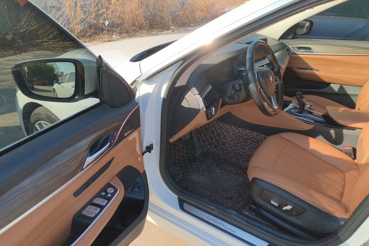 Used BMW 6 Series GT 2018 630i Luxury Design Package Driver Seat