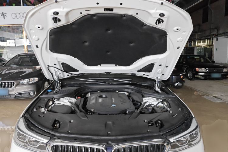 Used BMW 6 Series GT 2018 640i xDrive M Sport Package Engine Bay