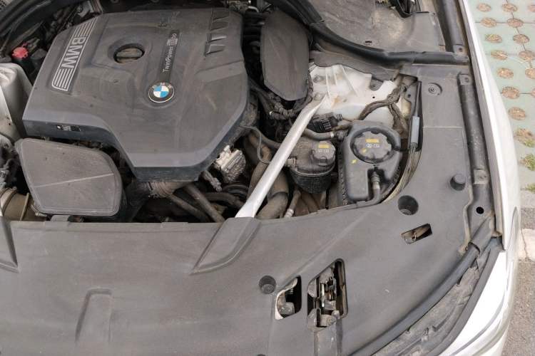 Used BMW 6 Series GT 2018 630i M Sport Package Engine Bay Left