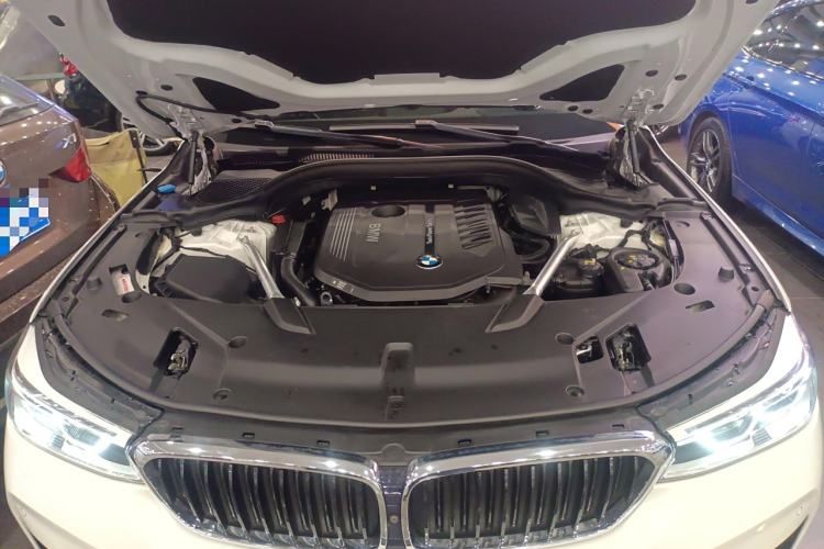 Used BMW 6 Series GT 2018 640i xDrive M Sport Package Engine Bay