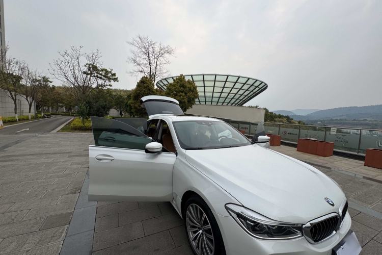 Used BMW 6 Series GT 2018 630i Luxury Design Package Exterior 12