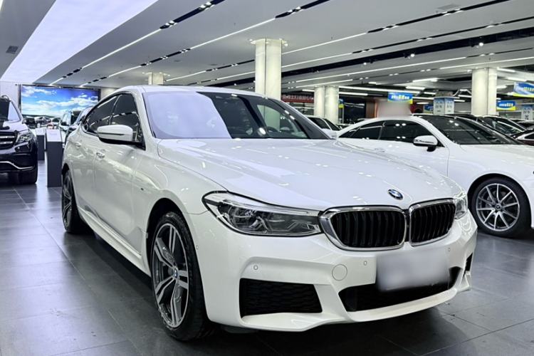 Used BMW 6 Series GT 2018 640i xDrive M Sport Package Exterior 2